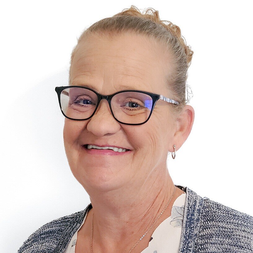 Tina Houser-Headshot